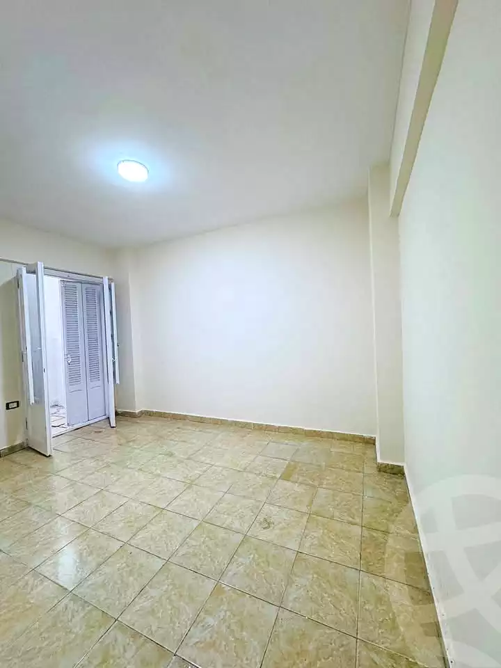 https://aqarmap.com.eg/ar/listing/7143334-for-sale-alexandria-al-agamy-shataa-el-nakheel