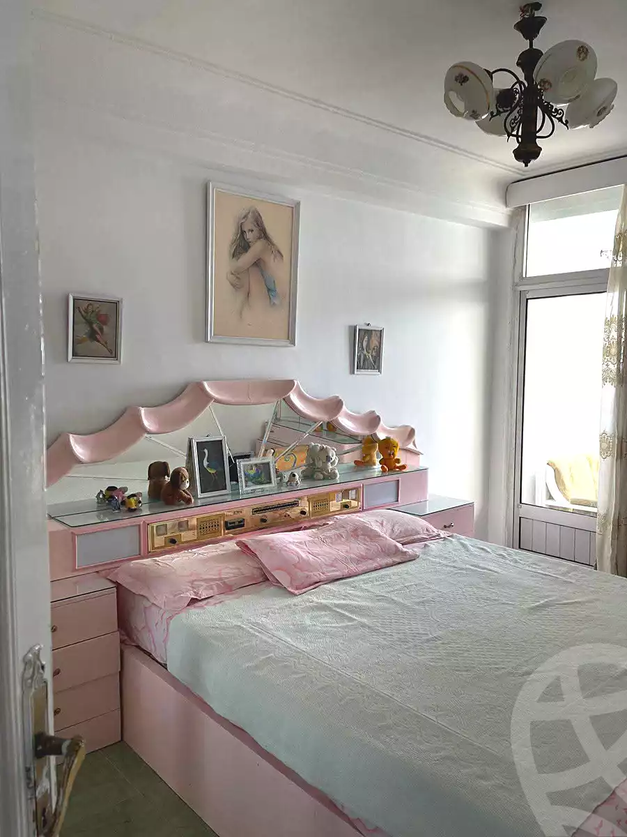 https://aqarmap.com.eg/en/listing/7143457-for-sale-alexandria-el-mandara-alex-el-mandara-bahri