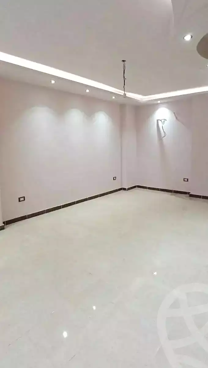 https://aqarmap.com.eg/ar/listing/7143521-for-sale-alexandria-miami-45-street
