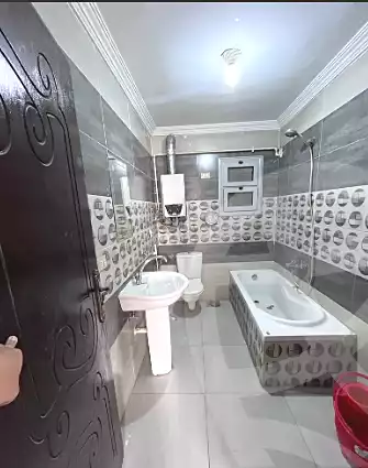 https://aqarmap.com.eg/en/listing/7143667-for-rent-cairo-el-maadi-zahraa-el-maadi-al-khamseen-st
