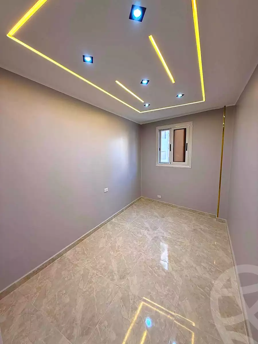 https://aqarmap.com.eg/ar/listing/7143669-for-sale-alexandria-el-asafra-shr-45