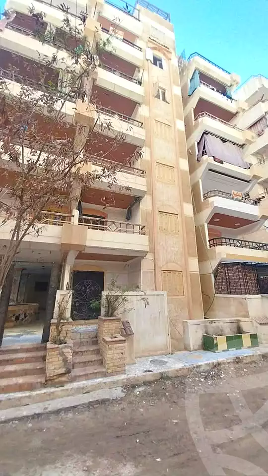 https://aqarmap.com.eg/ar/listing/7143698-for-sale-alexandria-al-agamy-shataa-el-nakheel