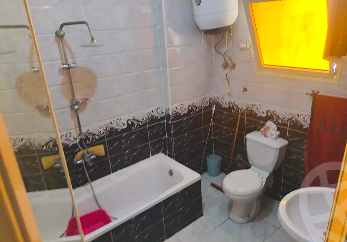 https://aqarmap.com.eg/ar/listing/7144105-for-sale-alexandria-al-agamy-lbytsh-shahr-al-assal-st