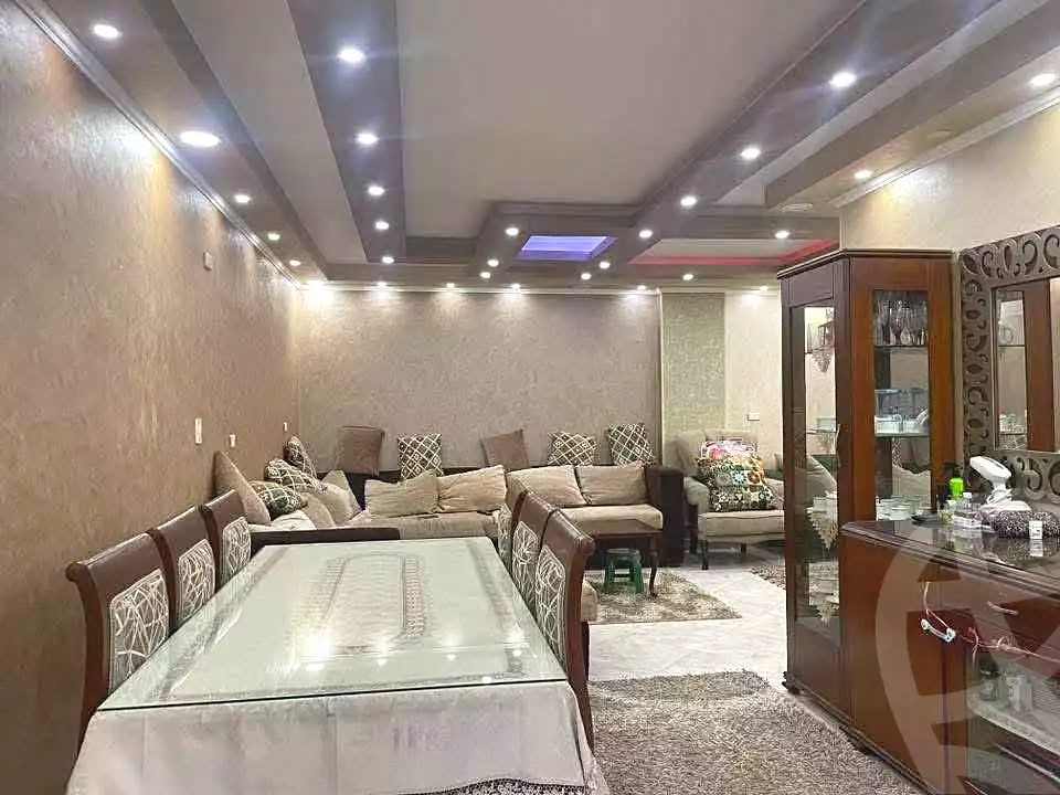 https://aqarmap.com.eg/ar/listing/7144145-for-sale-cairo-helwan-mahmoud-zaki-st