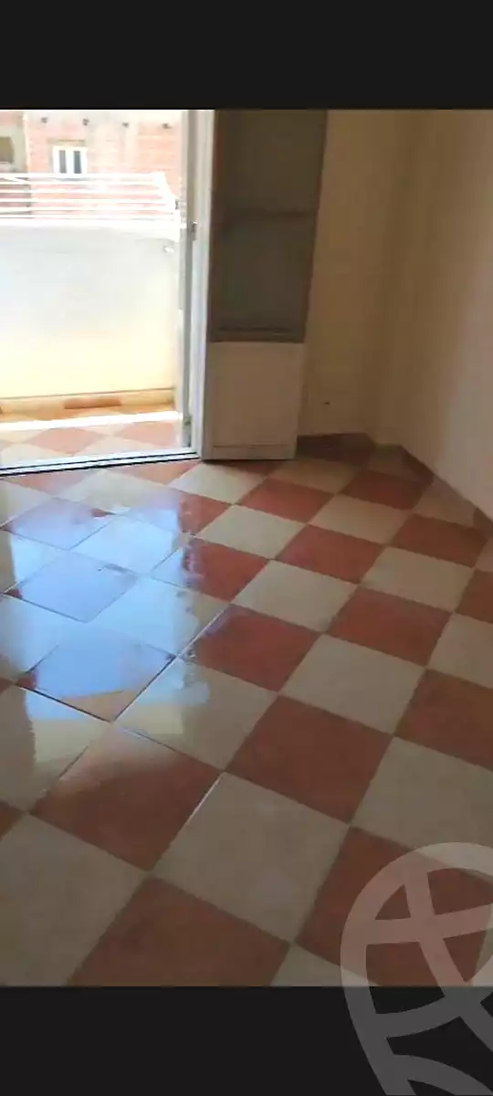 https://aqarmap.com.eg/en/listing/7144308-for-sale-alexandria-el-asafra-l-sfr-qbly-street-30