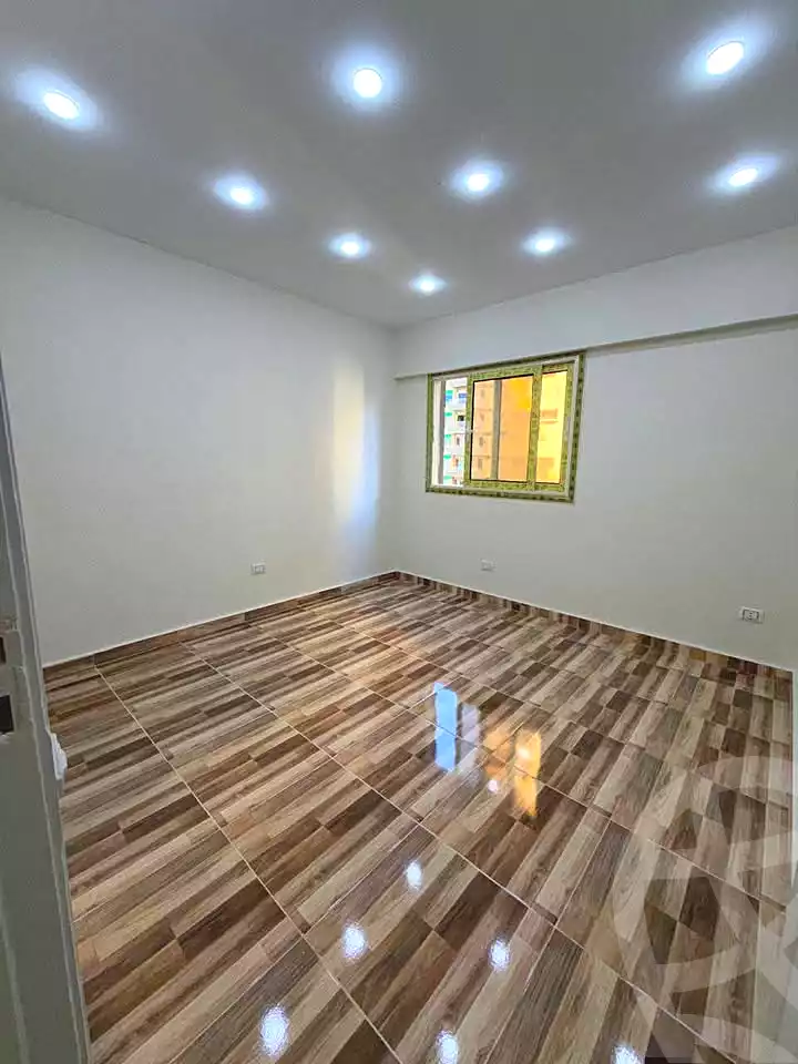 https://aqarmap.com.eg/en/listing/7144312-for-sale-alexandria-lauran-bd-lslm-rf