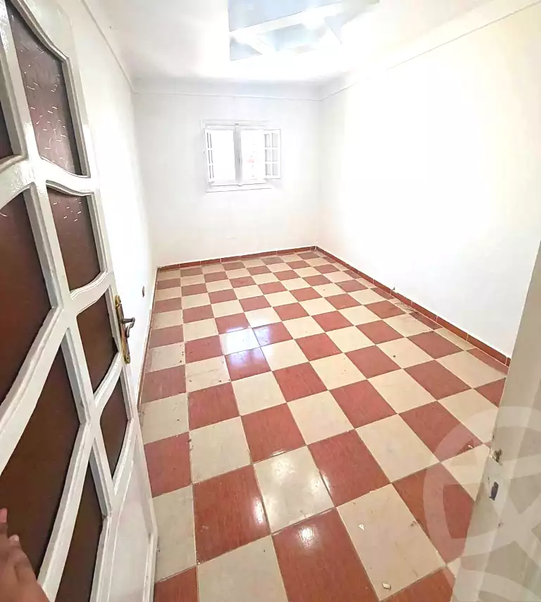 https://aqarmap.com.eg/en/listing/7144677-for-sale-alexandria-lsywf-el-falki