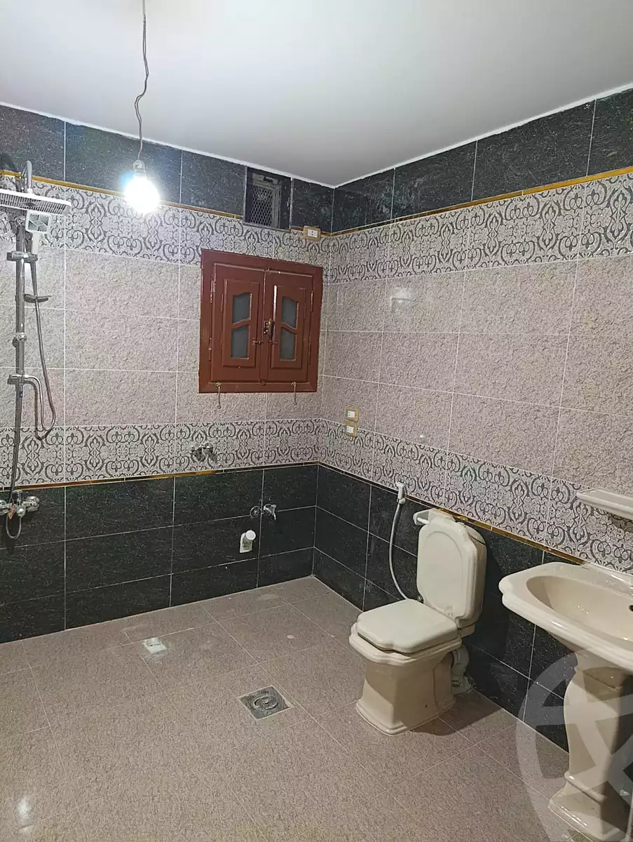 https://aqarmap.com.eg/ar/listing/6863093-for-rent-monufia-shibin-el-kom-shebeen-el-kom-city-paris-st