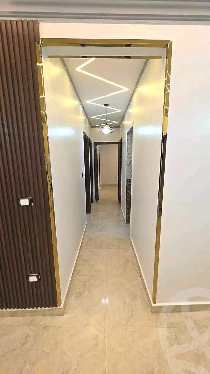https://aqarmap.com.eg/ar/listing/7145030-for-sale-cairo-ain-shams-ahmed-esmat-st