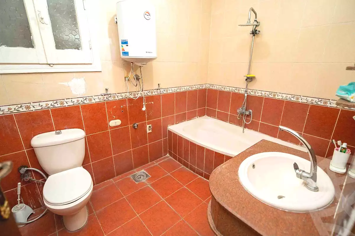 https://aqarmap.com.eg/ar/listing/7145109-for-sale-alexandria-sydy-bshr-tryq-ljysh