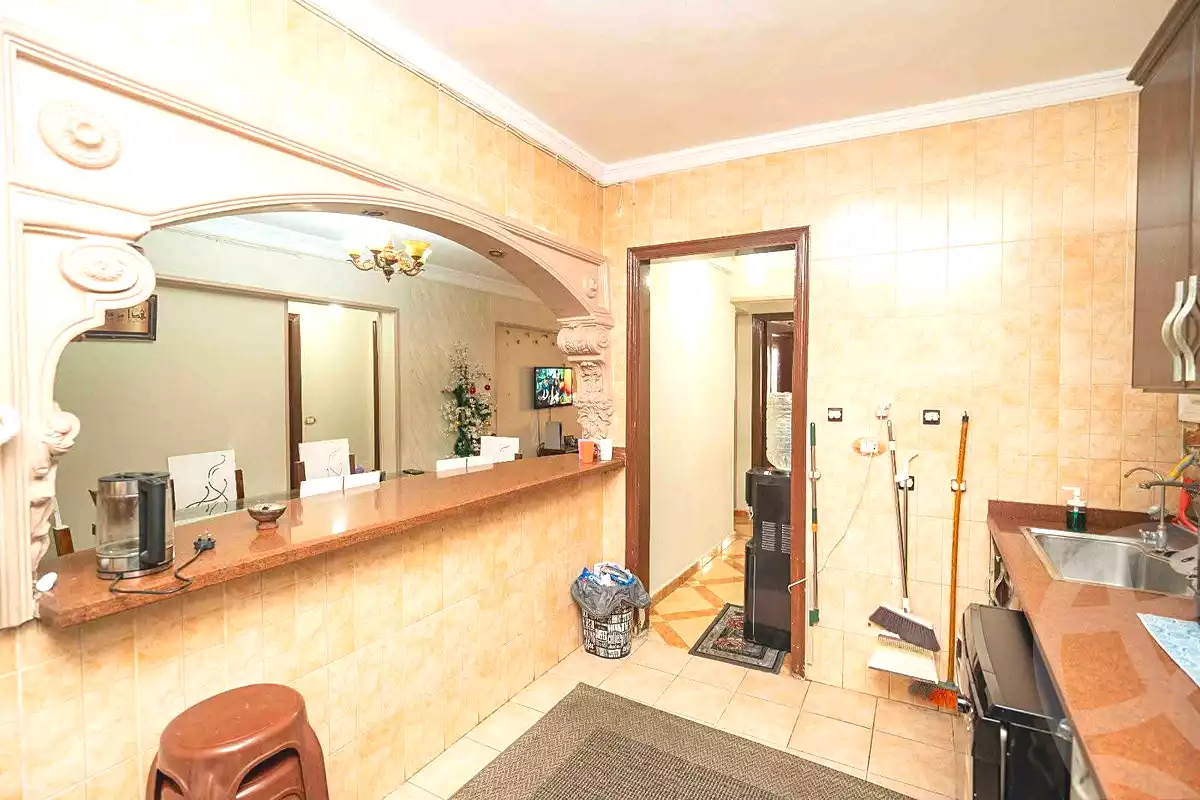 https://aqarmap.com.eg/ar/listing/7145109-for-sale-alexandria-sydy-bshr-tryq-ljysh