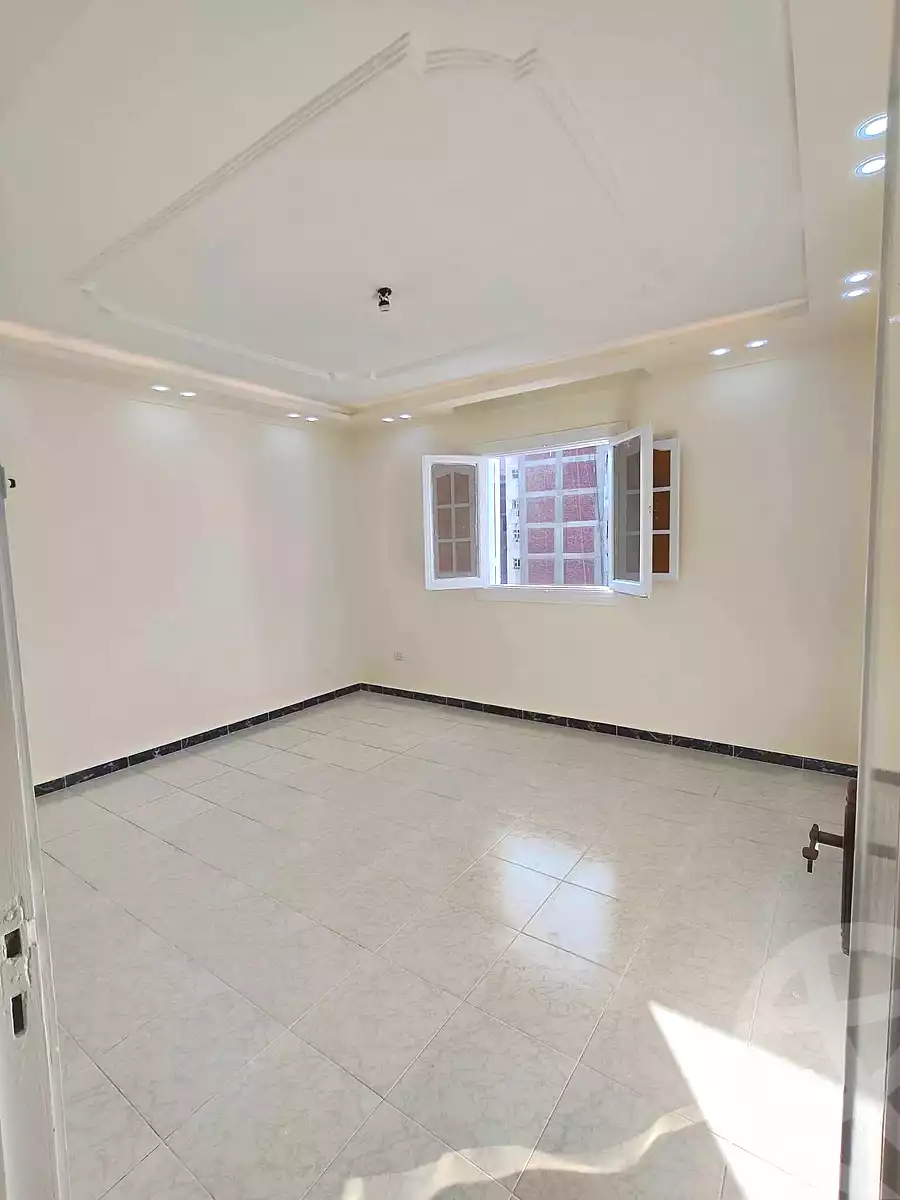 https://aqarmap.com.eg/ar/listing/7145247-for-sale-alexandria-sydy-bshr-sydy-bshr-bhry-gamal-abd-el-nasir-st