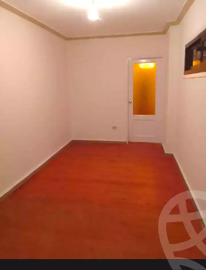 https://aqarmap.com.eg/ar/listing/7145307-for-rent-alexandria-ganaklis