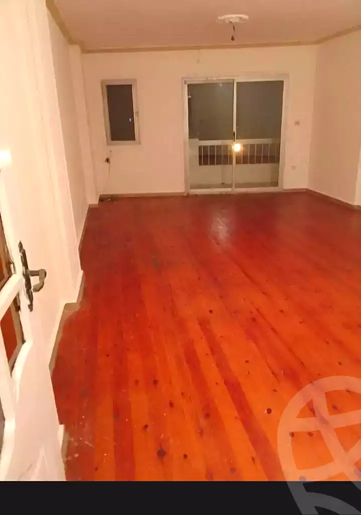 https://aqarmap.com.eg/ar/listing/7145307-for-rent-alexandria-ganaklis