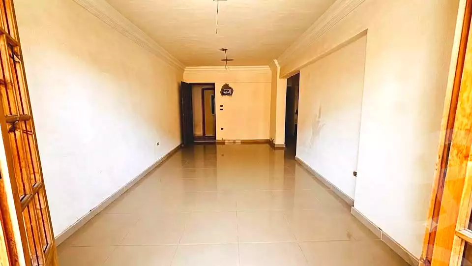 https://aqarmap.com.eg/ar/listing/7145452-for-sale-alexandria-el-asafra-l-sfr-bhry