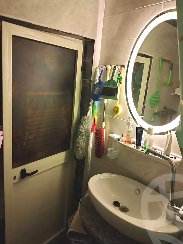 https://aqarmap.com.eg/ar/listing/7145455-for-sale-alexandria-al-agamy-el-hanouvel-radwan-st