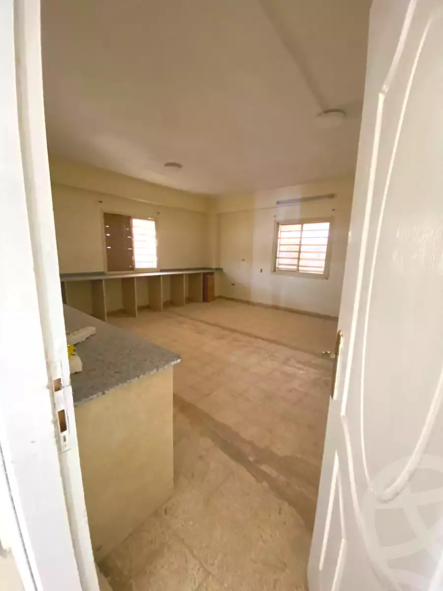 https://aqarmap.com.eg/ar/listing/7145723-for-rent-cairo-new-cairo-el-maantiqah-el-sinaiyyah