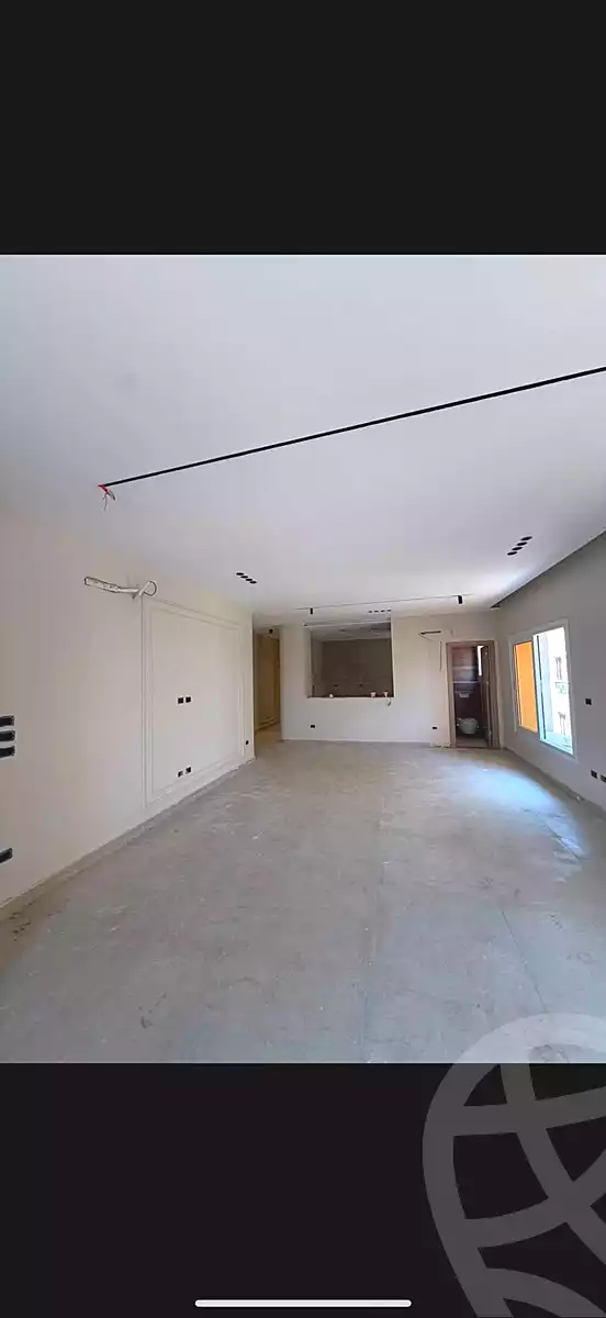 https://aqarmap.com.eg/ar/listing/7145785-for-sale-cairo-el-sheikh-zayed-city-compounds-el-yasmeen-compound