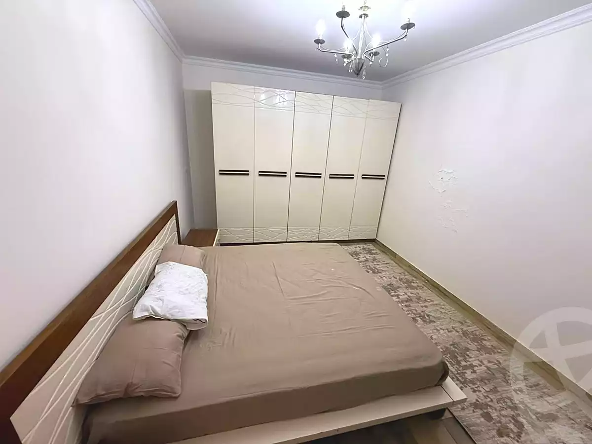 https://aqarmap.com.eg/en/listing/7145829-for-rent-cairo-el-sheikh-zayed-city-compounds-jn-zyd