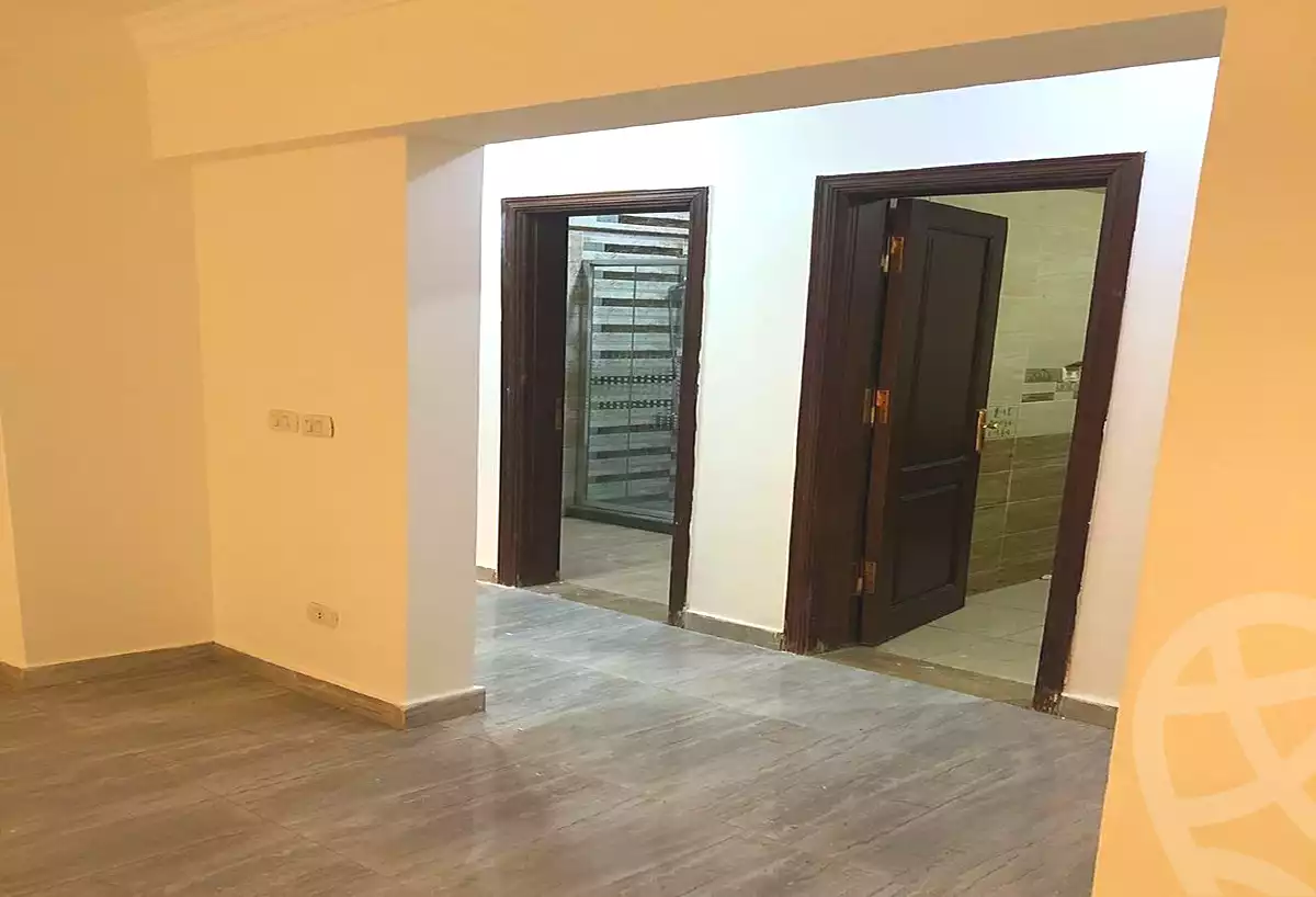 https://aqarmap.com.eg/en/listing/7145959-for-sale-cairo-el-sheikh-zayed-city-compounds-jn-zyd