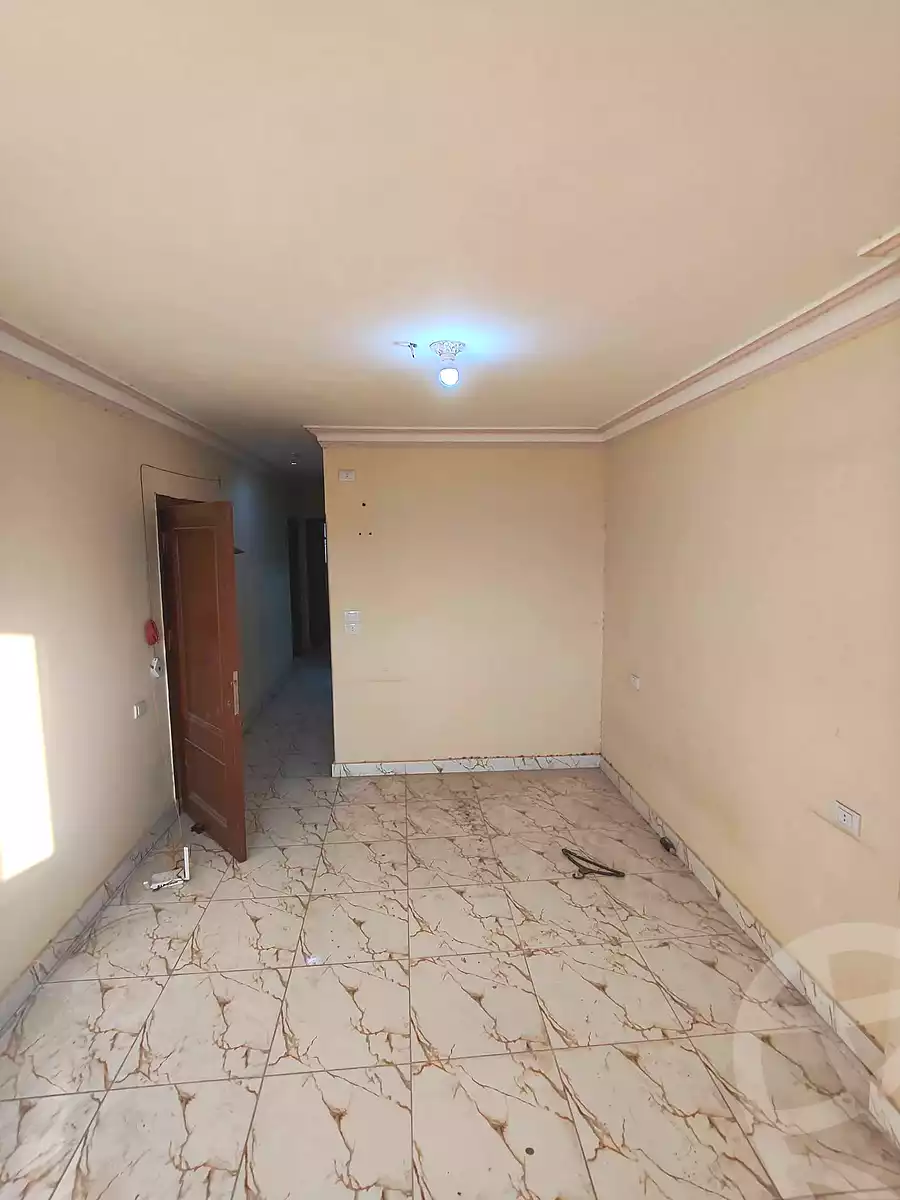 https://aqarmap.com.eg/ar/listing/7146131-for-rent-cairo-ain-shams-jsr-lswys