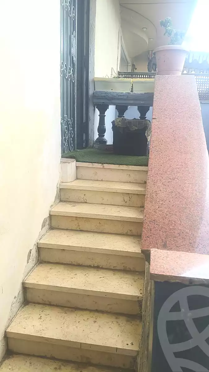 https://aqarmap.com.eg/en/listing/7145927-for-sale-cairo-new-cairo-el-ahyaa-third-neighborhood-street-16
