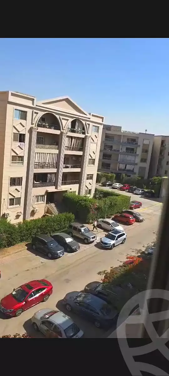 https://aqarmap.com.eg/ar/listing/7146296-for-sale-cairo-new-cairo-compounds-el-masrawiyeh