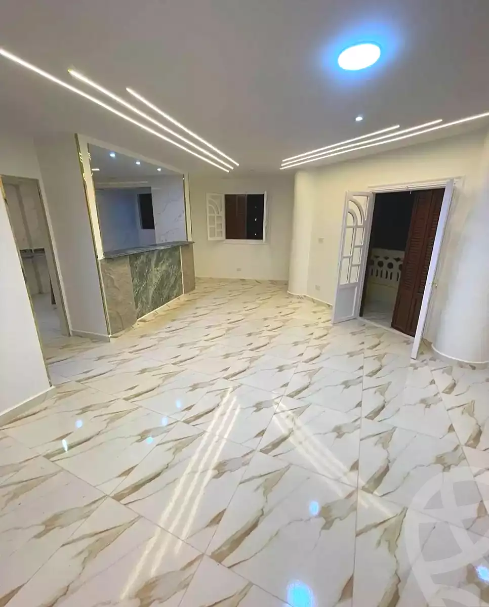 https://aqarmap.com.eg/ar/listing/7146625-for-sale-alexandria-sydy-bshr-sydy-bshr-bhry-mohamed-el-srafi-st.