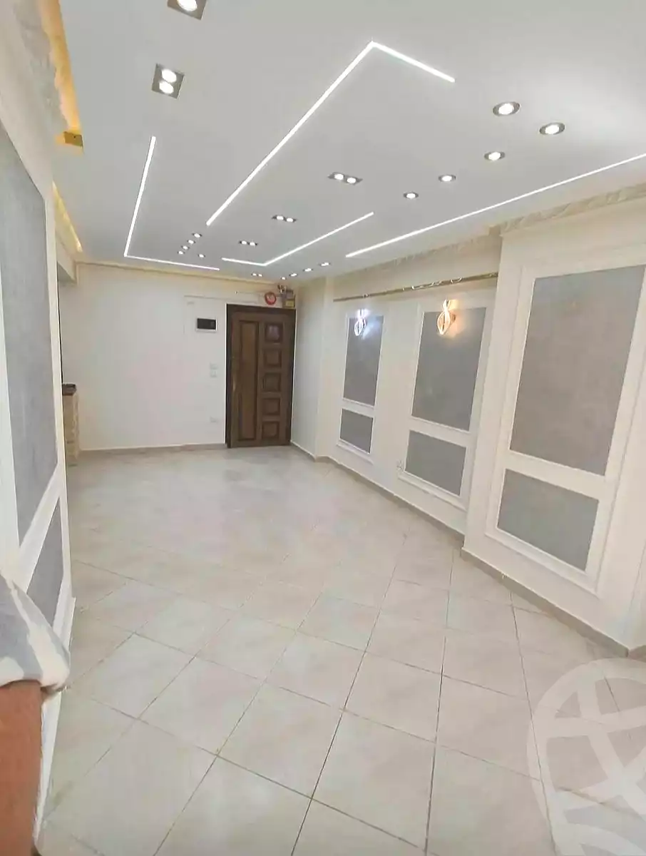https://aqarmap.com.eg/ar/listing/7146682-for-sale-alexandria-el-asafra-l-sfr-bhry