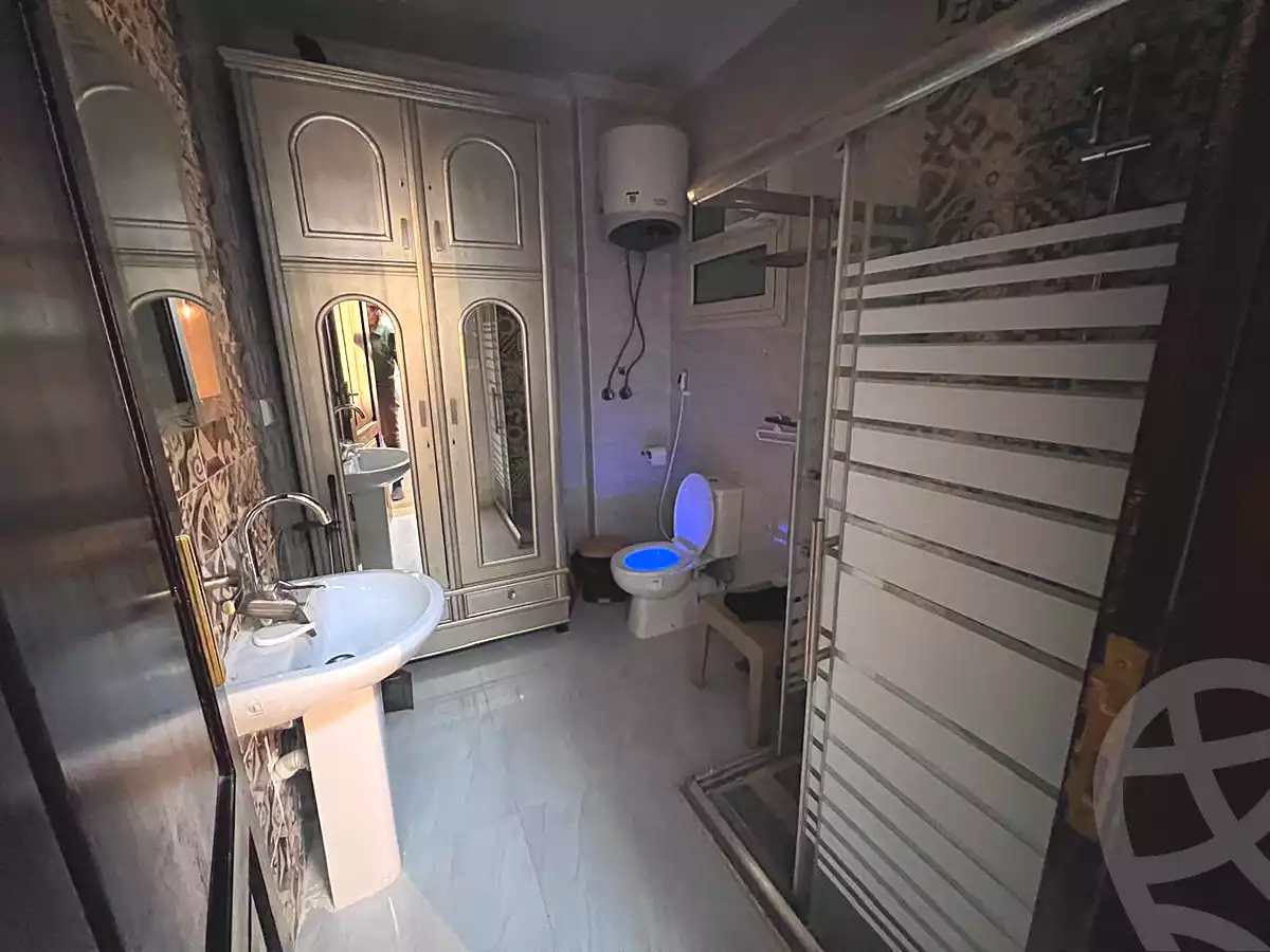 https://aqarmap.com.eg/en/listing/7146973-for-rent-cairo-6th-of-october-compounds-jn-ktwbr