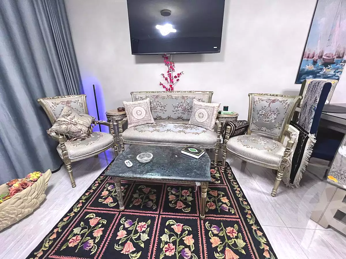 https://aqarmap.com.eg/en/listing/7146973-for-rent-cairo-6th-of-october-compounds-jn-ktwbr