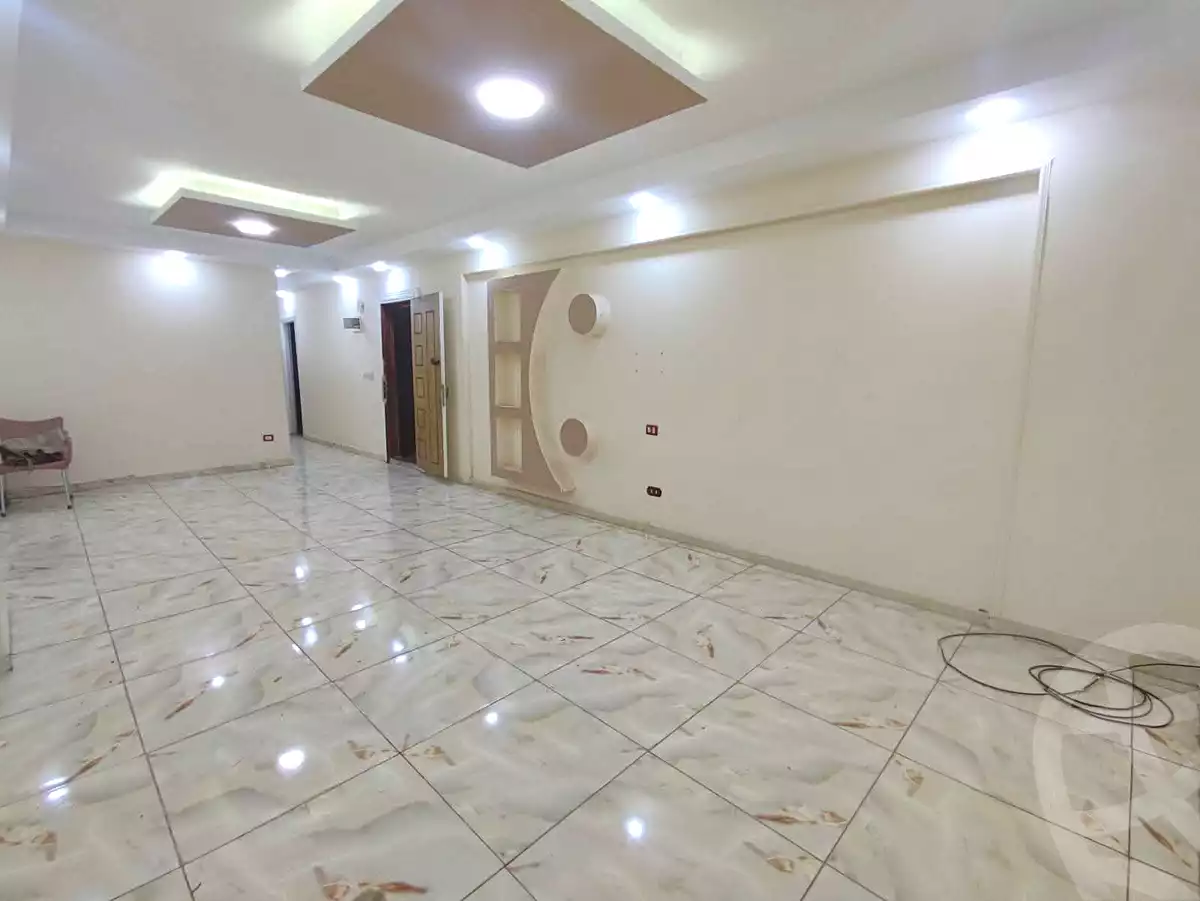https://aqarmap.com.eg/en/listing/7147009-for-rent-alexandria-lauran