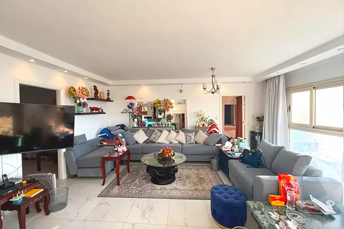 https://aqarmap.com.eg/en/listing/7147151-for-sale-alexandria-camp-cesar-el-gaish-rd