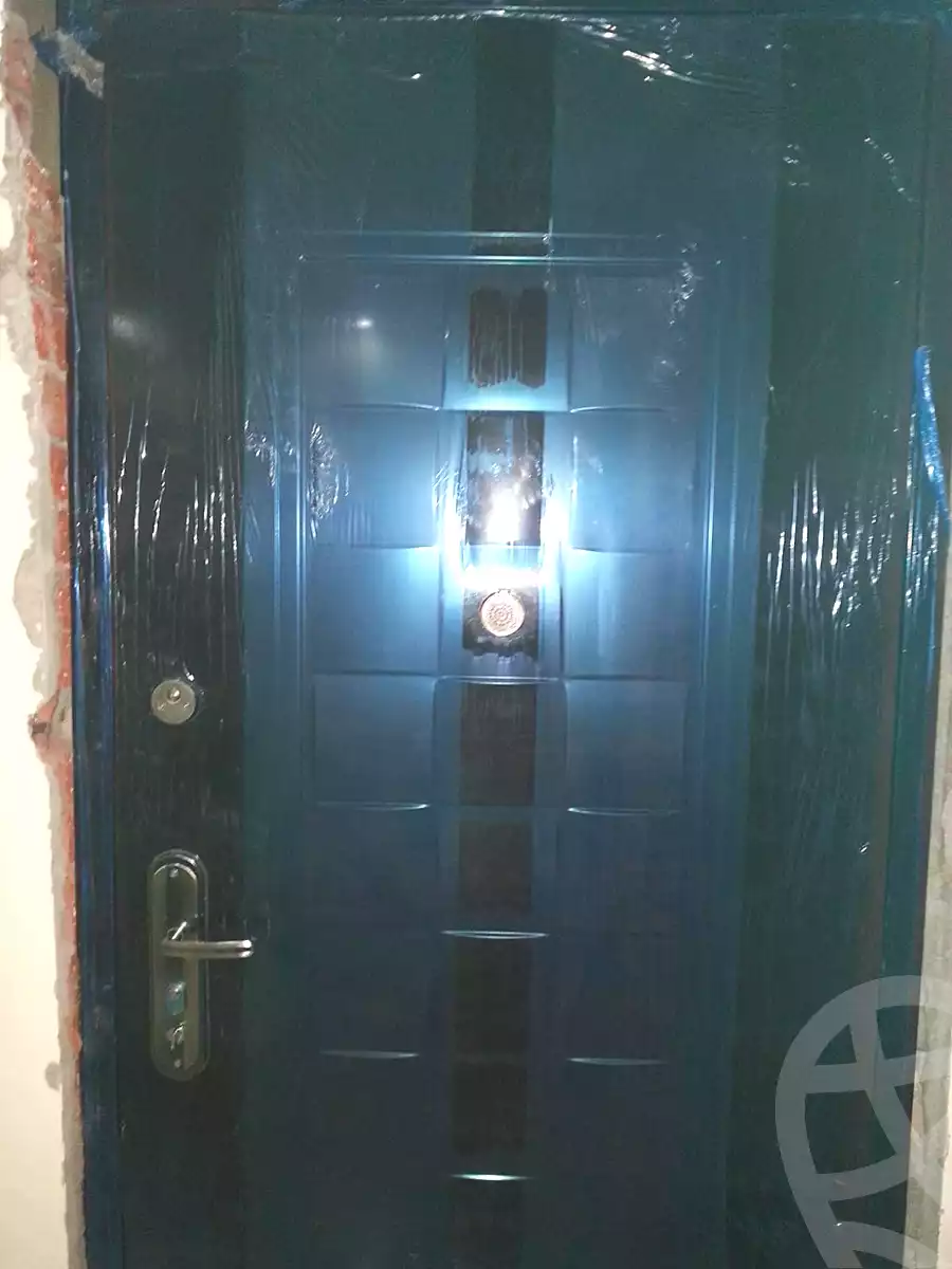 https://aqarmap.com.eg/ar/listing/7147302-for-sale-cairo-6th-of-october-el-ahyaa-neighborhood-2nd-divided-from-al-kafrawei-st