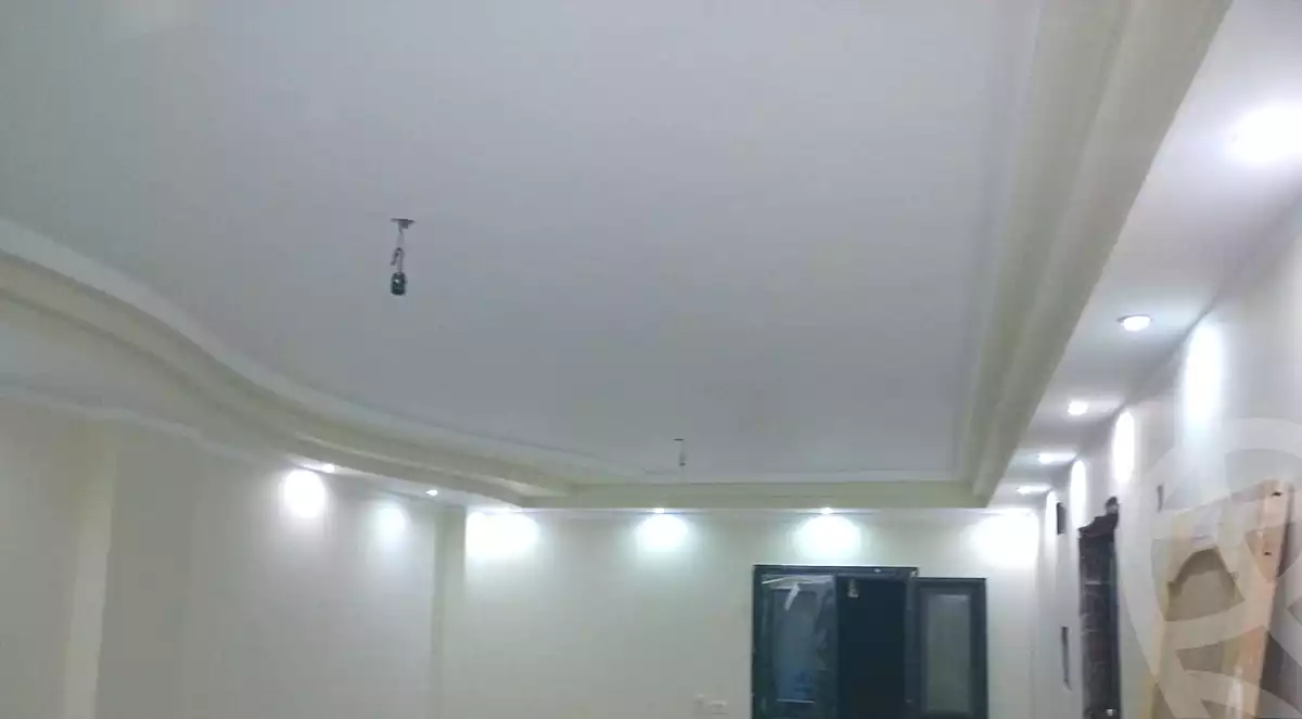 https://aqarmap.com.eg/ar/listing/7147302-for-sale-cairo-6th-of-october-el-ahyaa-neighborhood-2nd-divided-from-al-kafrawei-st