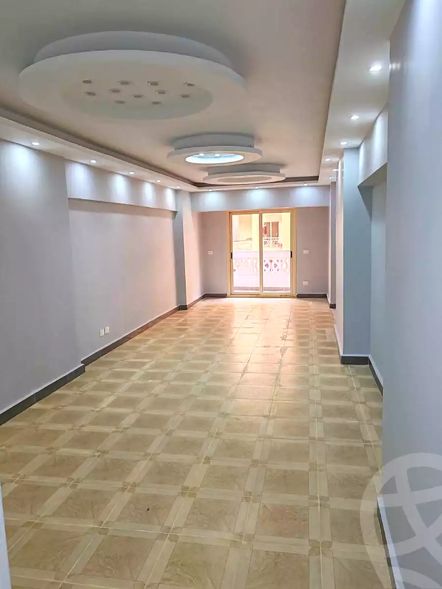https://aqarmap.com.eg/en/listing/7147347-for-rent-alexandria-el-montazah-compounds-in-el-montazah-royal-plaza-compound-al-halawany