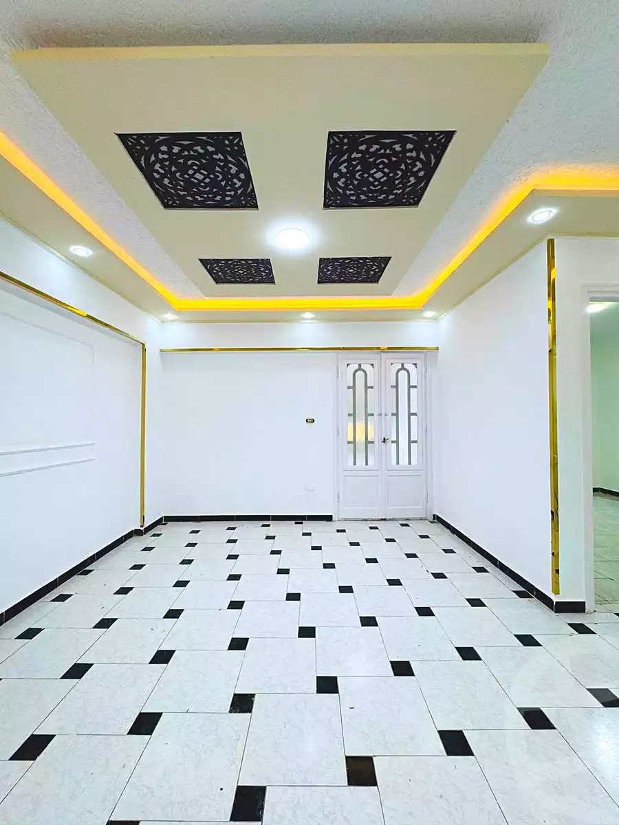 https://aqarmap.com.eg/ar/listing/7147425-for-sale-alexandria-al-agamy-shataa-el-nakheel