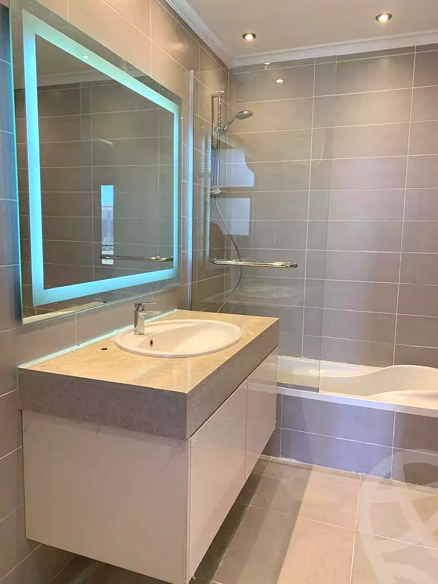 https://aqarmap.com.eg/ar/listing/7147631-for-rent-cairo-6th-of-october-compounds-palm-parks