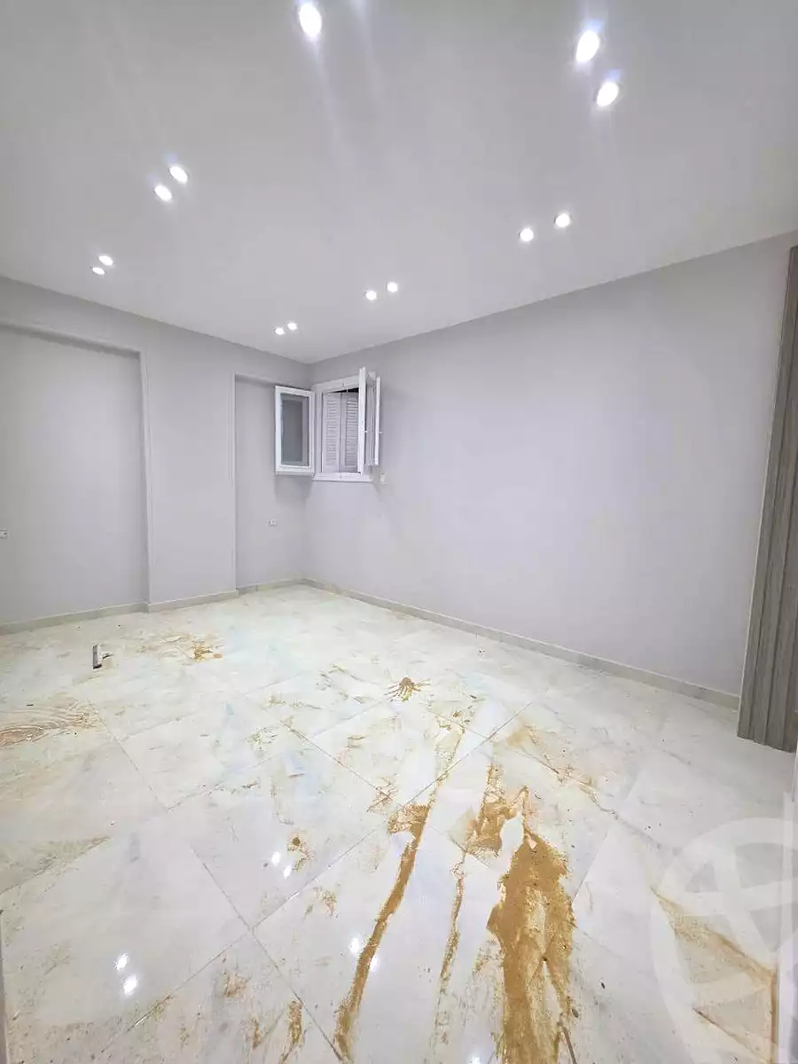 https://aqarmap.com.eg/ar/listing/7147819-for-sale-alexandria-sydy-bshr-sydy-bshr-bhry-gamal-abd-el-nasir-st