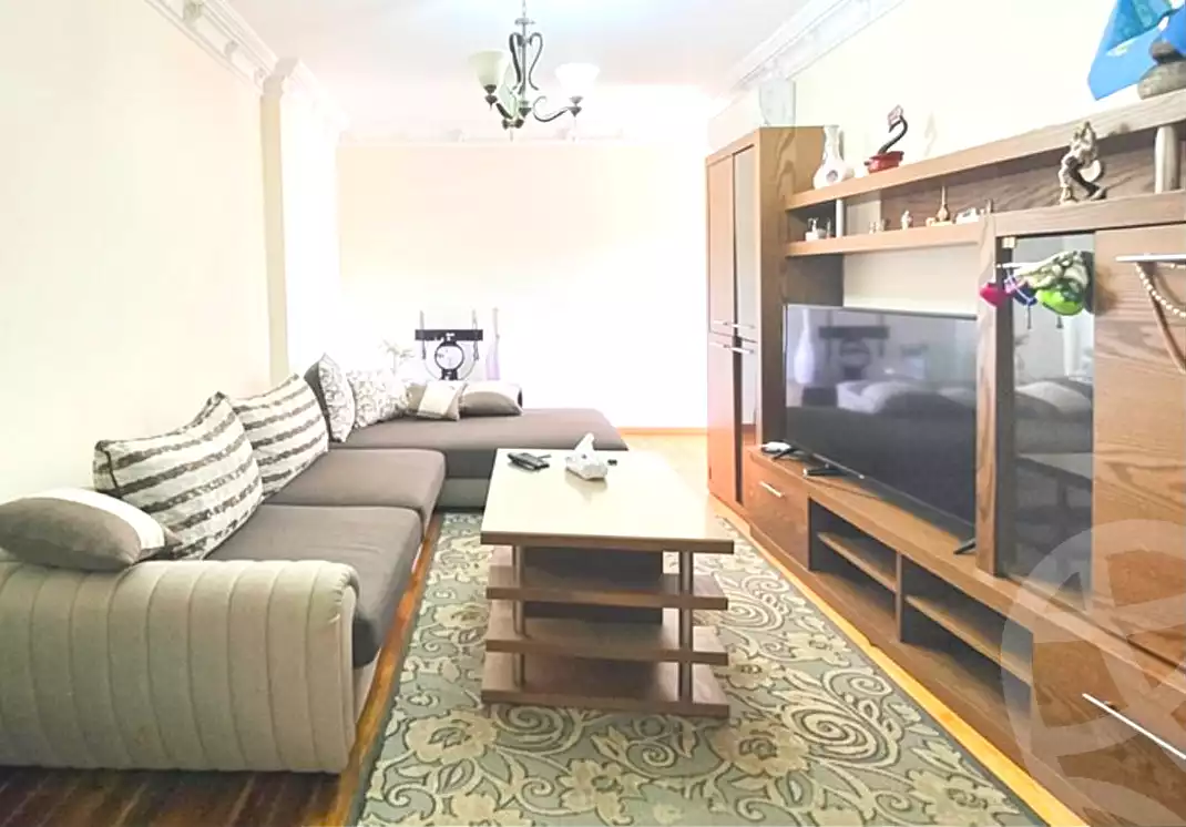 https://aqarmap.com.eg/ar/listing/7147903-for-sale-alexandria-camp-cesar-famous-st