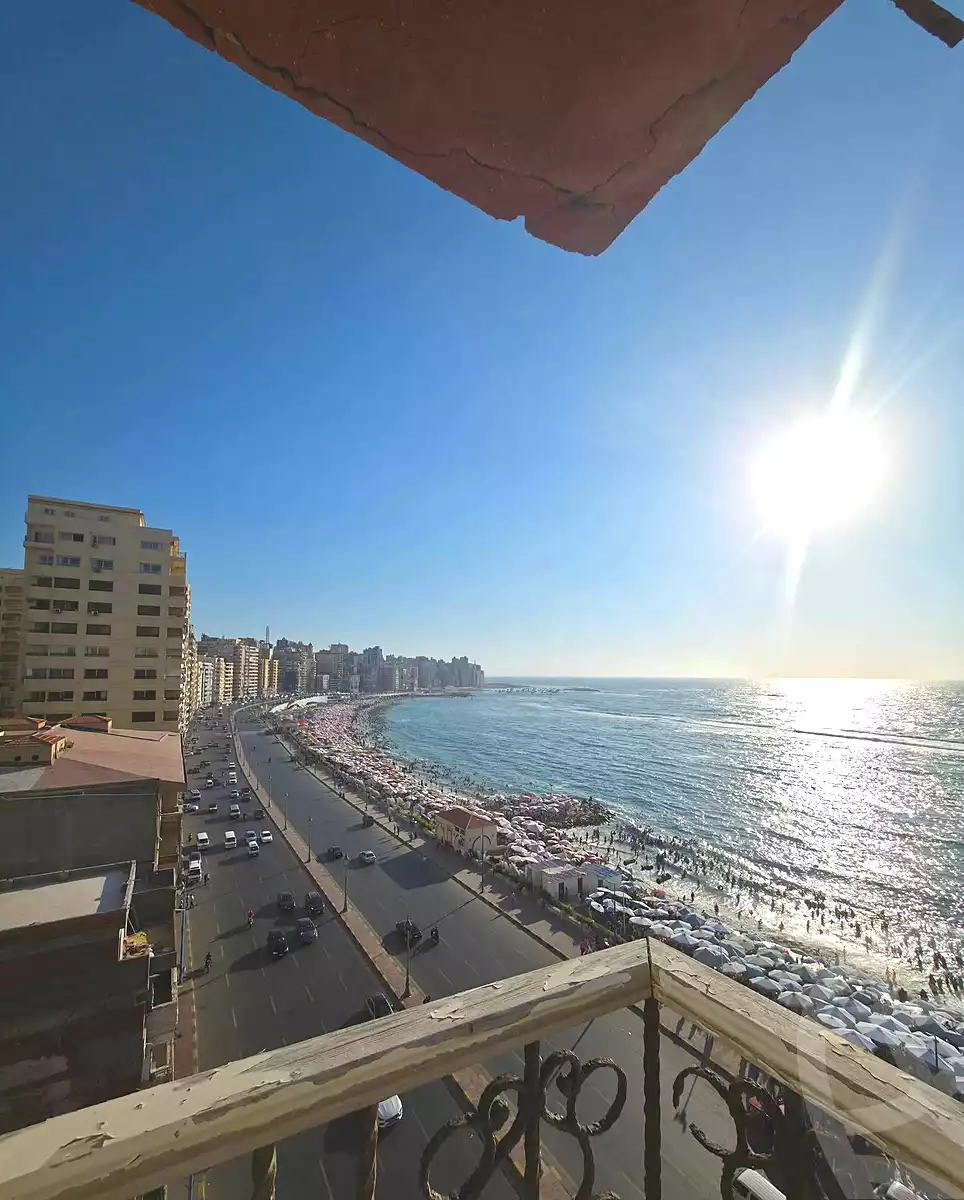 https://aqarmap.com.eg/ar/listing/7148111-for-sale-alexandria-el-asafra-l-sfr-bhry-el-geish-rd