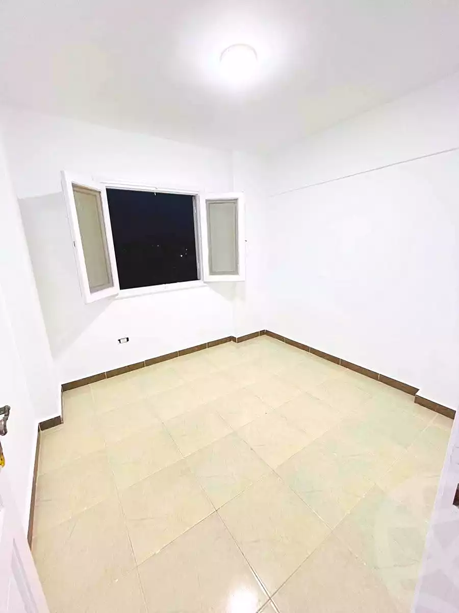 https://aqarmap.com.eg/ar/listing/7148122-for-sale-alexandria-al-agamy-shataa-el-nakheel