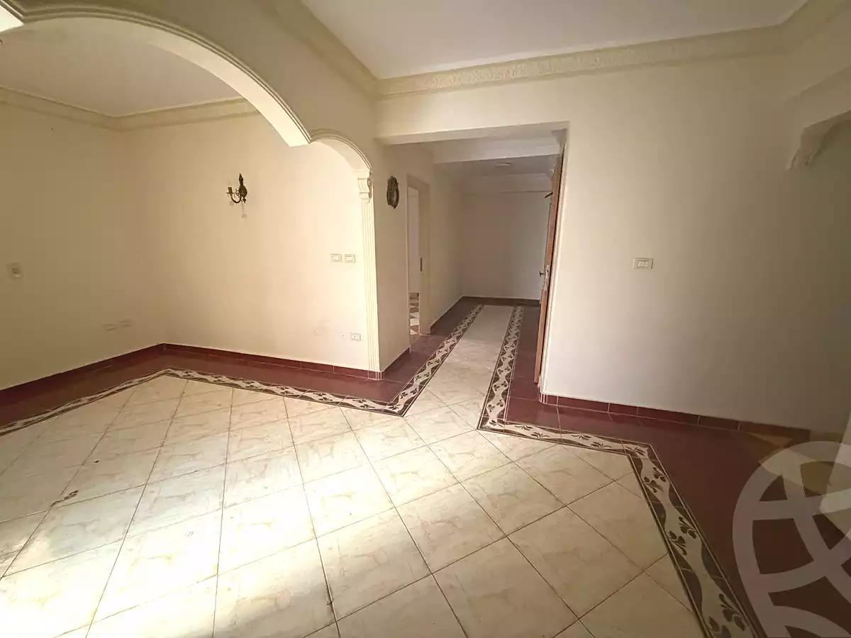 https://aqarmap.com.eg/ar/listing/7148286-for-sale-alexandria-lsywf-el-falki