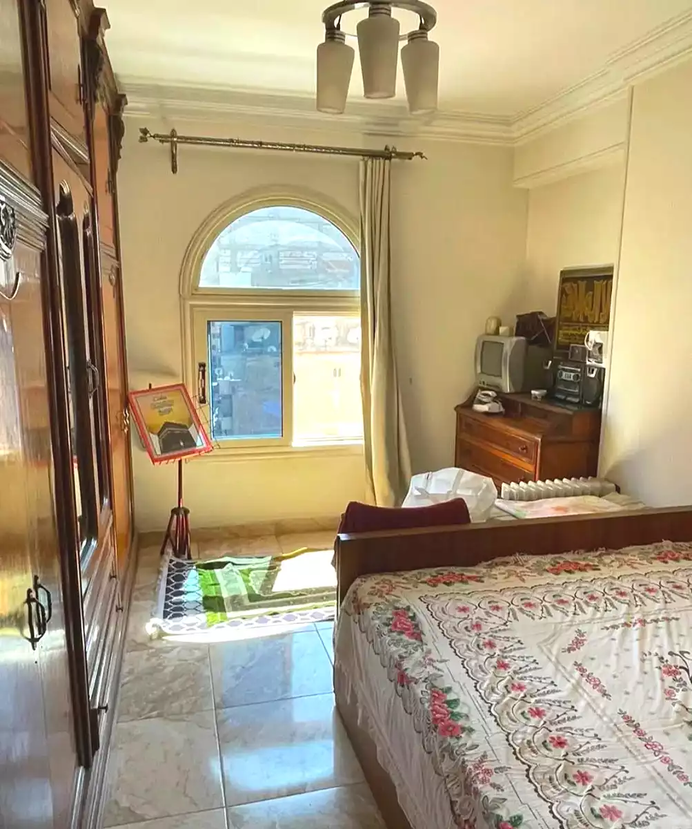 https://aqarmap.com.eg/en/listing/7148490-for-sale-alexandria-moharram-bey-el-maamoun-st