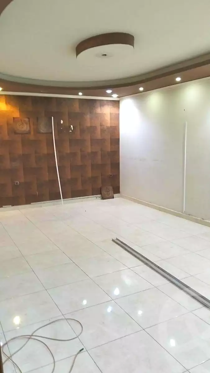 https://aqarmap.com.eg/ar/listing/7148578-for-rent-cairo-helwan-sherif-st