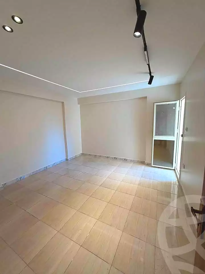 https://aqarmap.com.eg/ar/listing/7148918-for-sale-alexandria-al-agamy-lbytsh-bianchiii