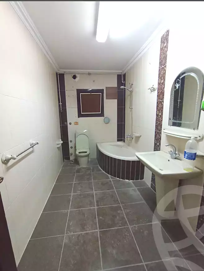 https://aqarmap.com.eg/en/listing/7149417-for-rent-cairo-helwan-mostafa-fahmy-st