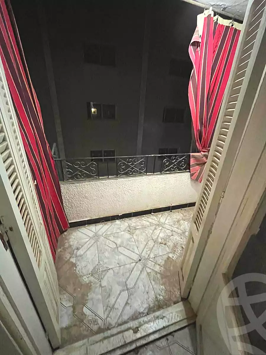 https://aqarmap.com.eg/ar/listing/7149488-for-sale-cairo-ain-shams-ain-shams-el-sharkia-el-zahraa-st