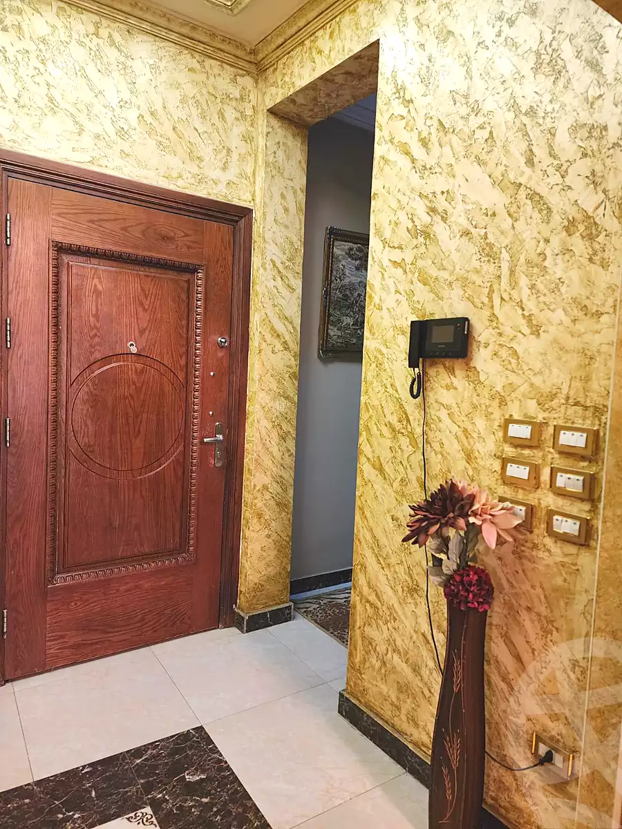 https://aqarmap.com.eg/en/listing/7149598-for-sale-cairo-el-haram-shareaa-el-haram