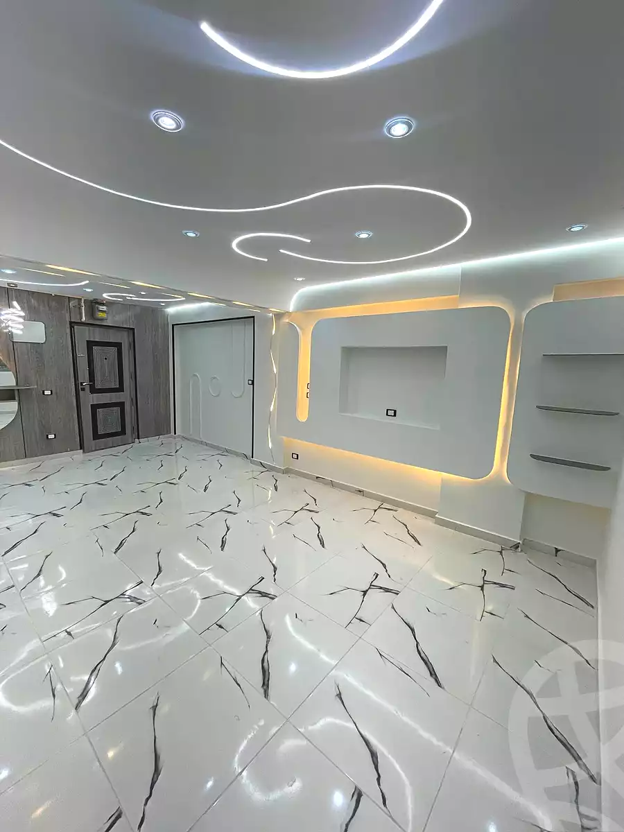 https://aqarmap.com.eg/ar/listing/7150084-for-sale-alexandria-lsywf-el-falki